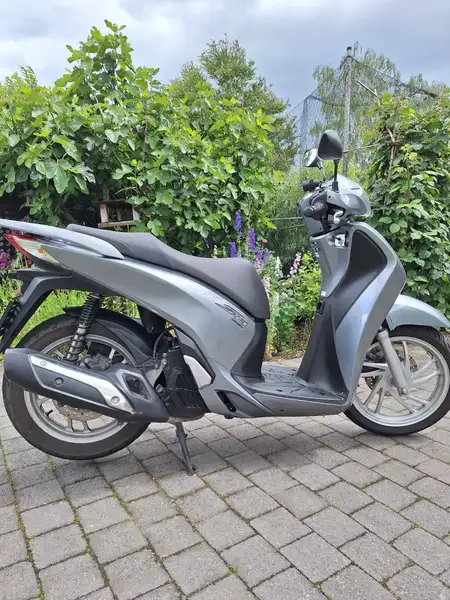 Honda SH 125 - foto 3