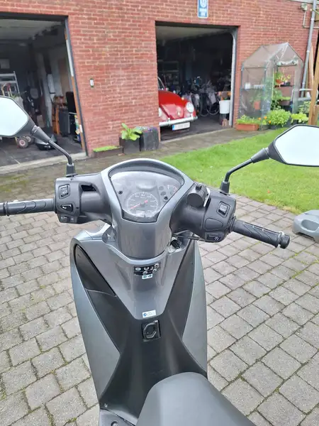 Honda SH 125 - foto 8
