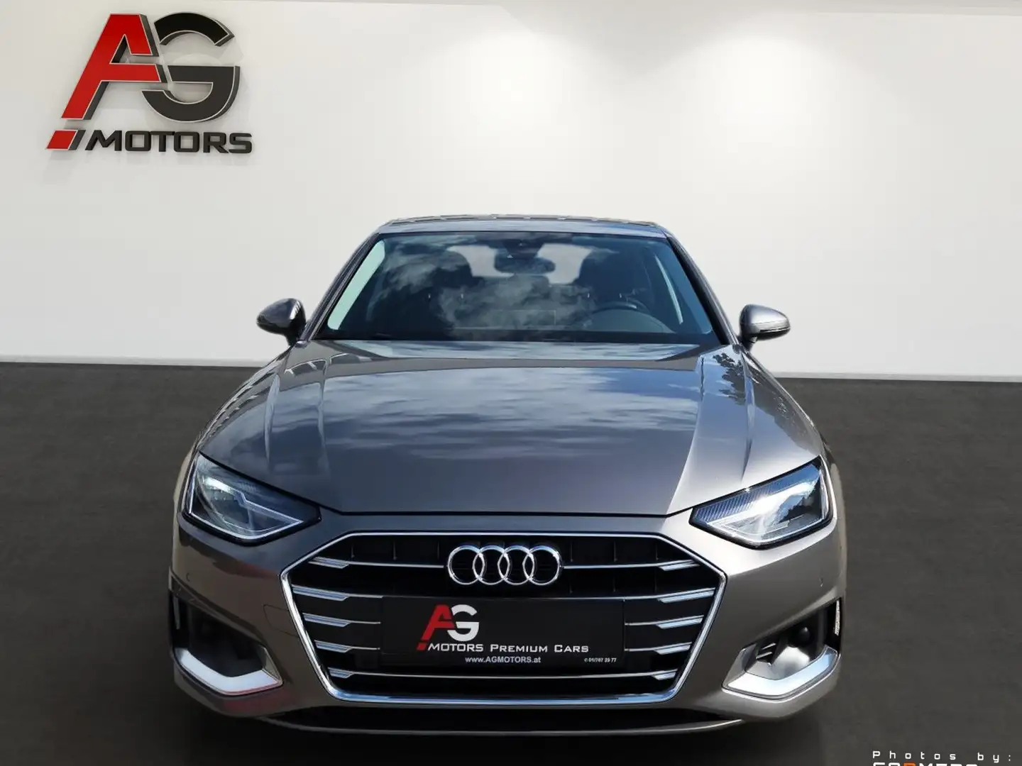Audi A4 35 TFSI S-tronic / LED/Navi/PDC/1.Besitz/Nur 24.6 Grau - 2