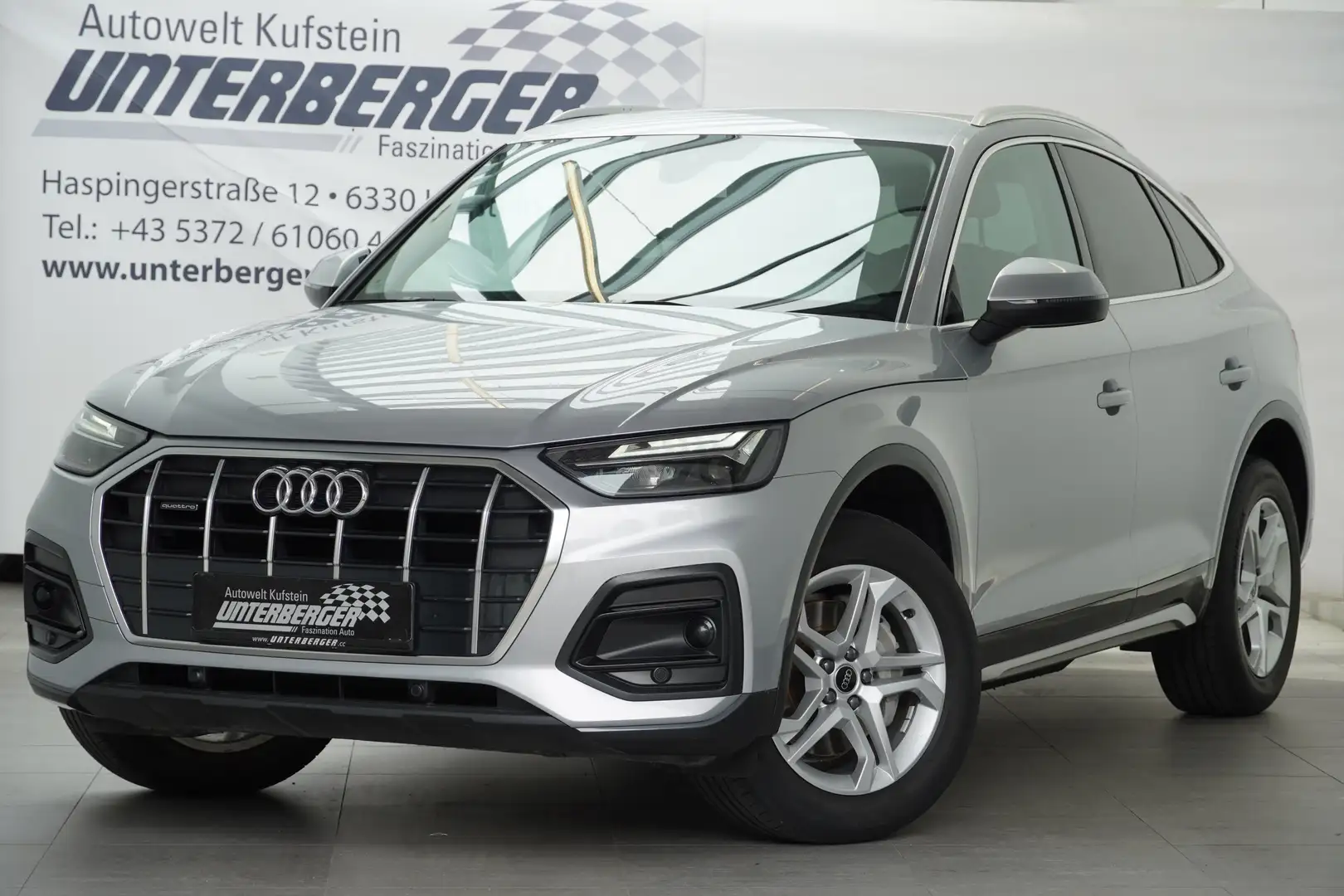 Audi Q5 Sportback 40 TDI quattro advanced Silber - 1