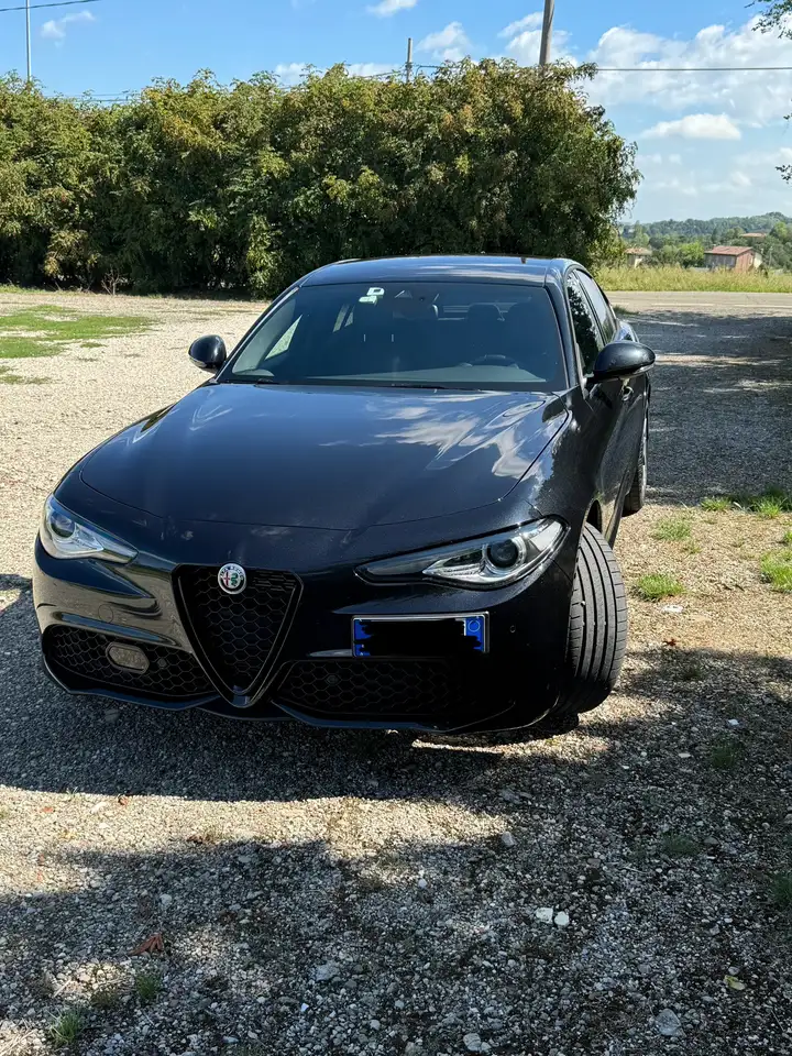 Alfa Romeo Giulia 2023