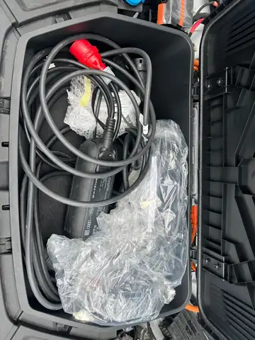 Audi Q8 55 e-tron quattro business Ansicht 24