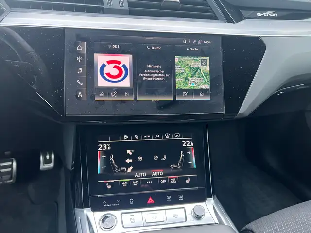 Audi Q8 55 e-tron quattro business Ansicht 15