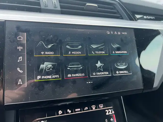 Audi Q8 55 e-tron quattro business Ansicht 21