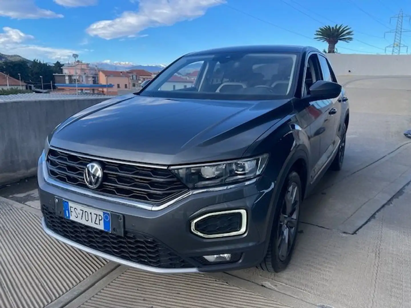 Volkswagen T-Roc T-Roc 2.0 tdi Advanced 4motion dsg Grigio - 1