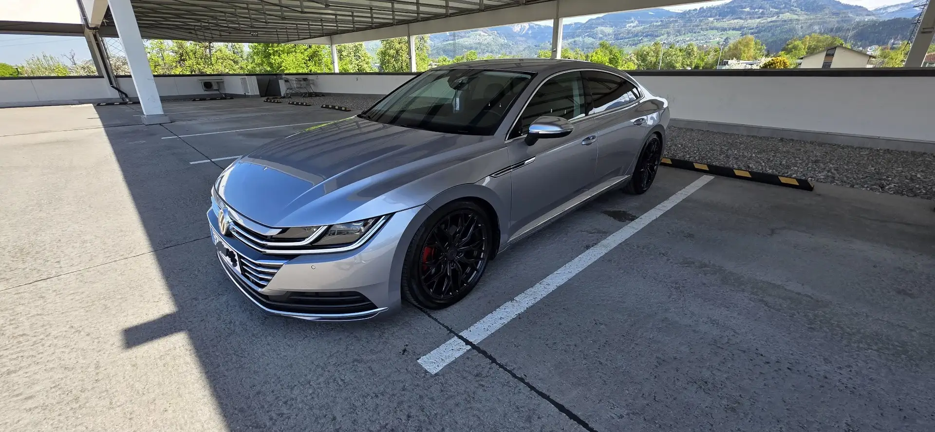 Volkswagen Arteon 2.0 TDI SCR DSG Elegance - 2