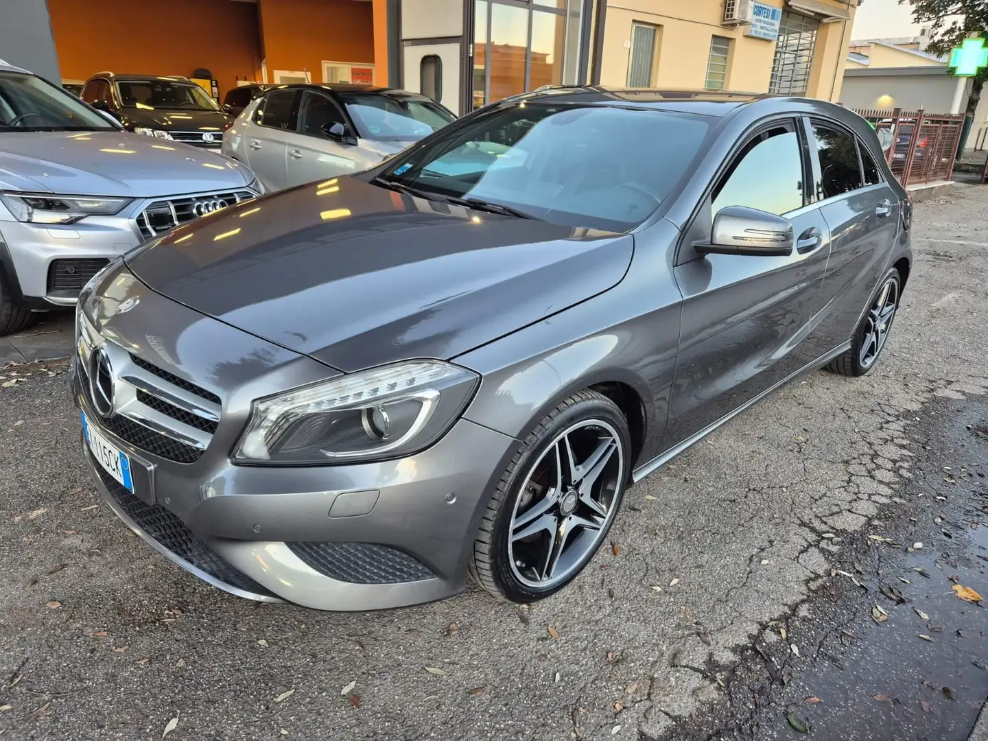 Mercedes-Benz A 180 A 180 cdi Premium auto Grigio - 2