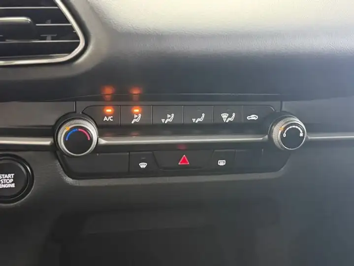 Mazda CX-30 2026, foto 14