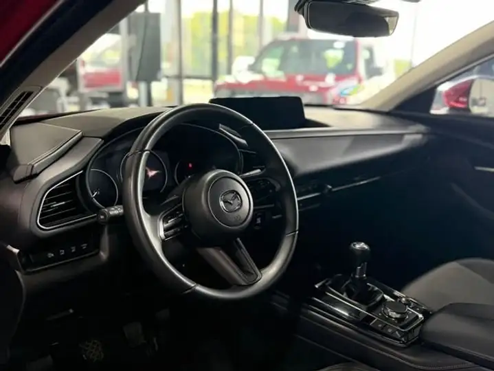 Mazda CX-30 2026, foto 12