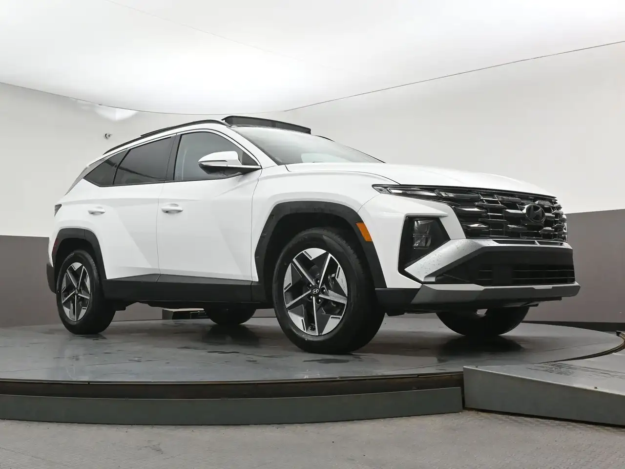 Hyundai TUCSON снимка Hyundai TUCSON