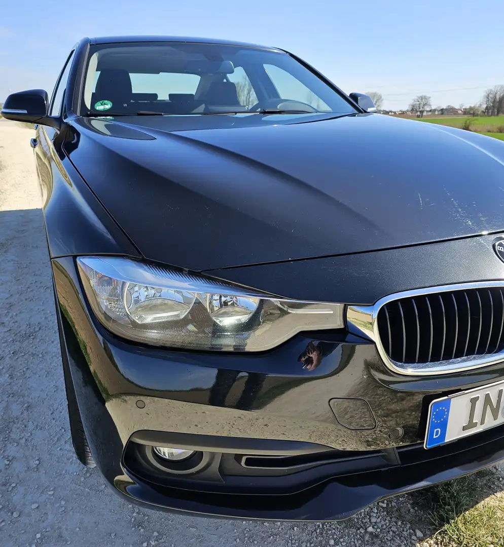 BMW 320 320d Schwarz - 2