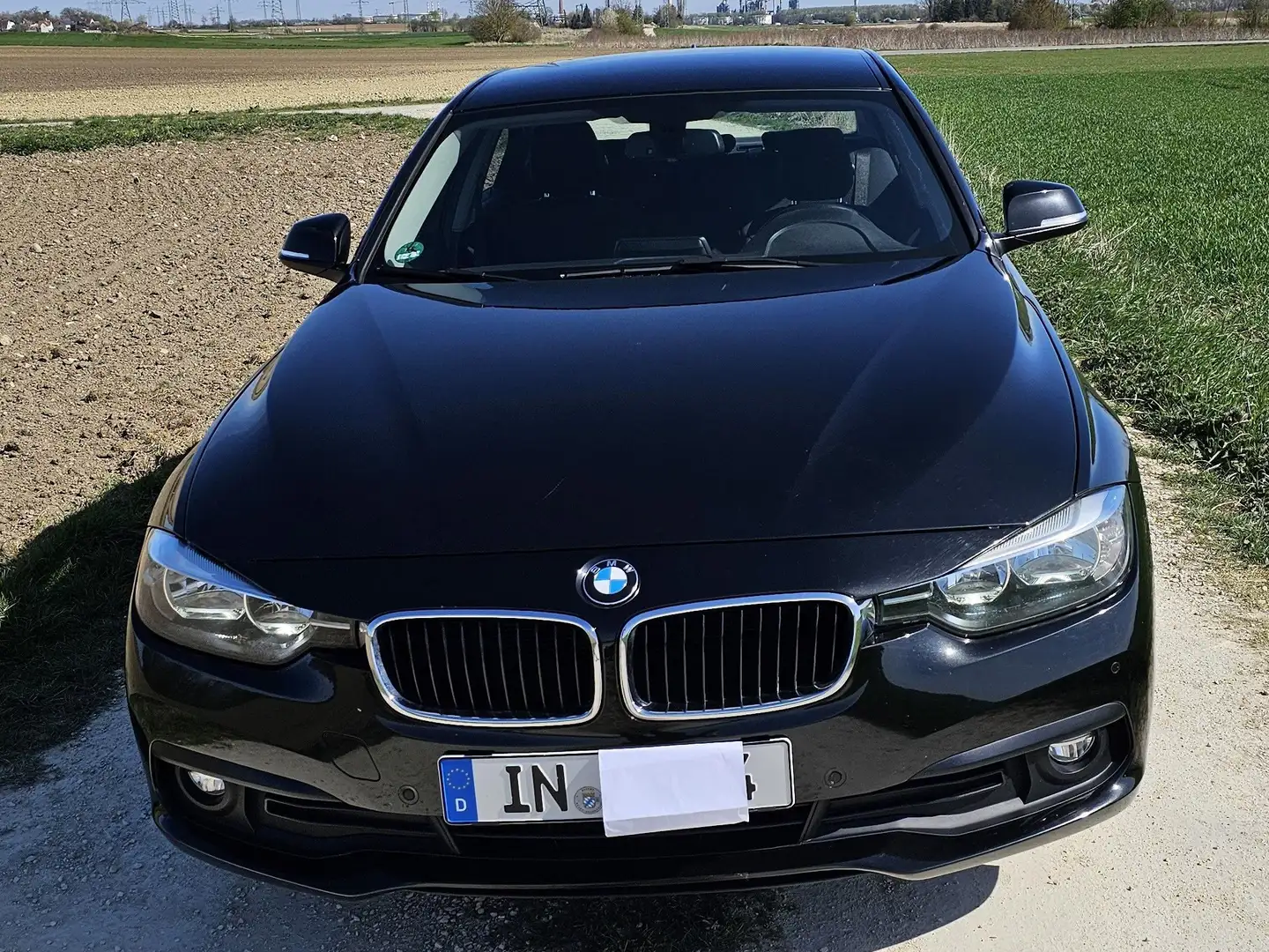 BMW 320 320d Schwarz - 1