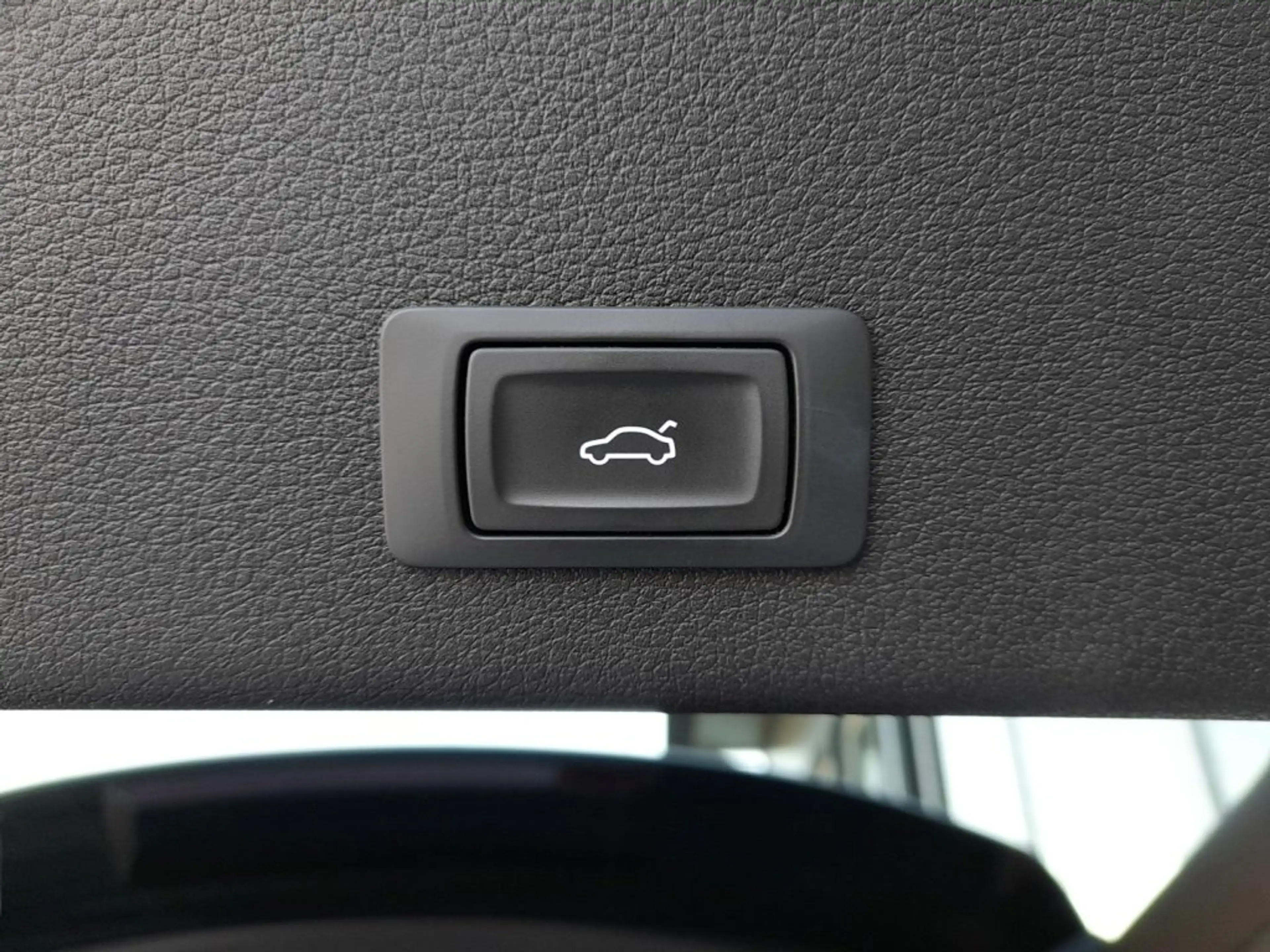 Audi e-tron 71 kWh QUATTRO S-LINE *NP € 85.016,- / SKY / 20 ZOLL / NAVI / OPTIKPAKET & DACHHIMMEL SCHWARZ* — photo 15