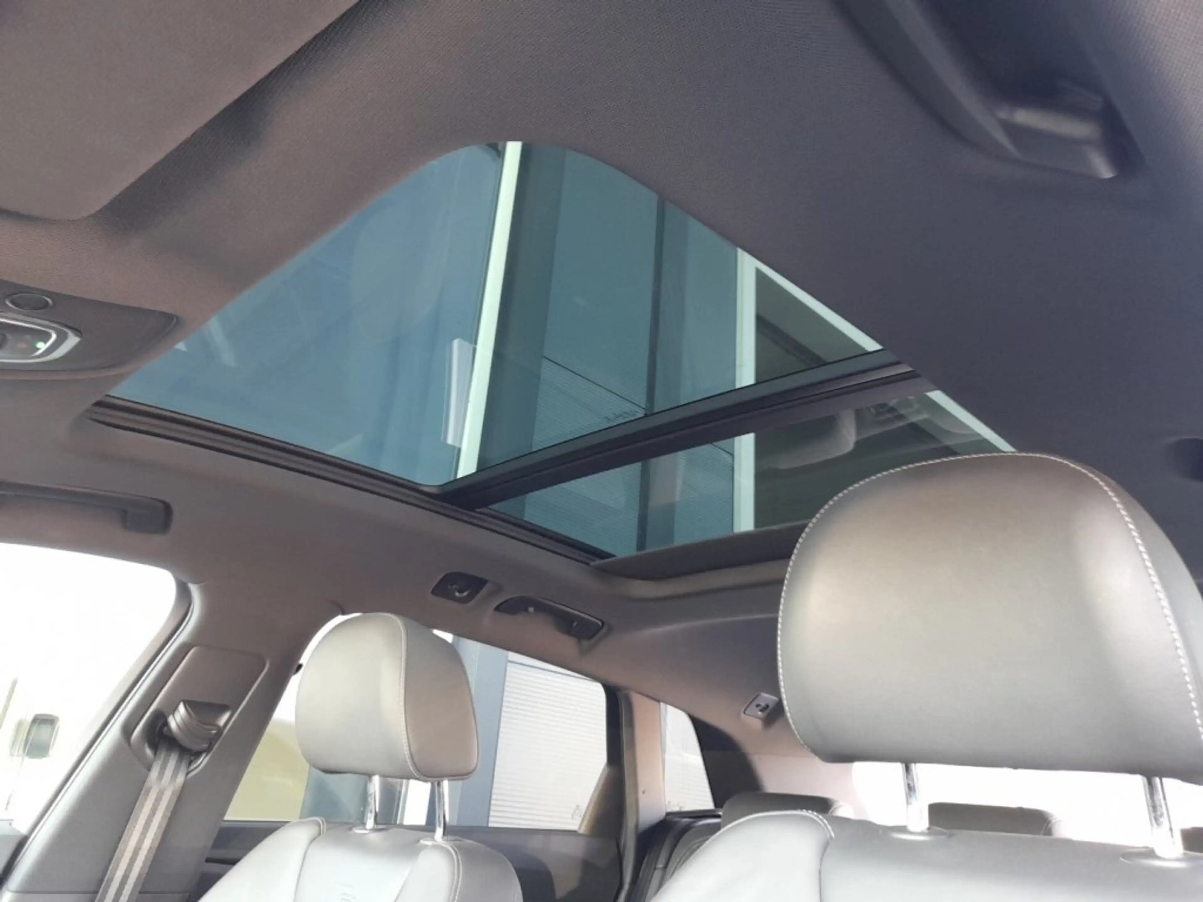 Audi e-tron 71 kWh QUATTRO S-LINE *NP € 85.016,- / SKY / 20 ZOLL / NAVI / OPTIKPAKET & DACHHIMMEL SCHWARZ* — photo 10