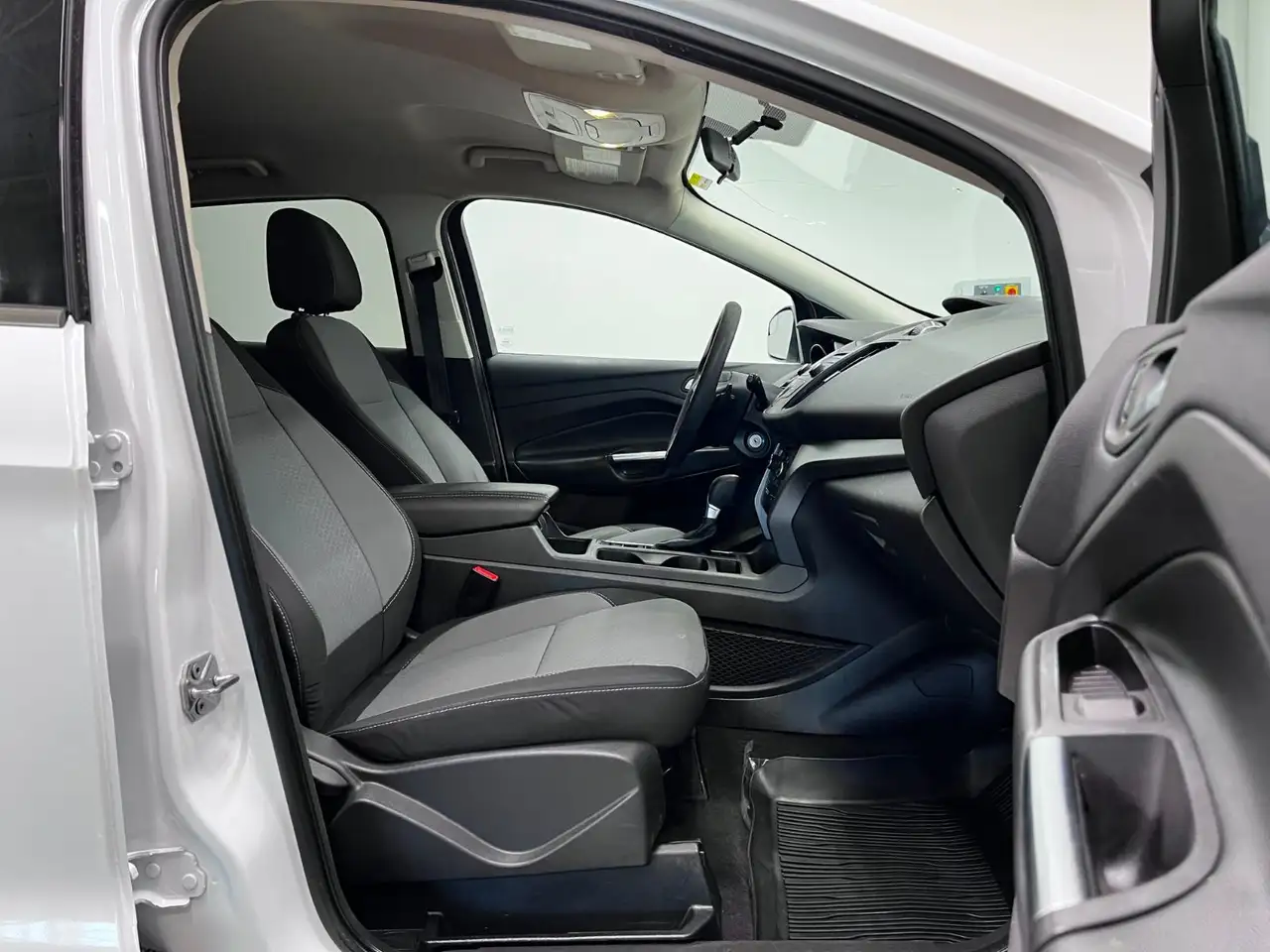 Ford Escape photo Ford Escape