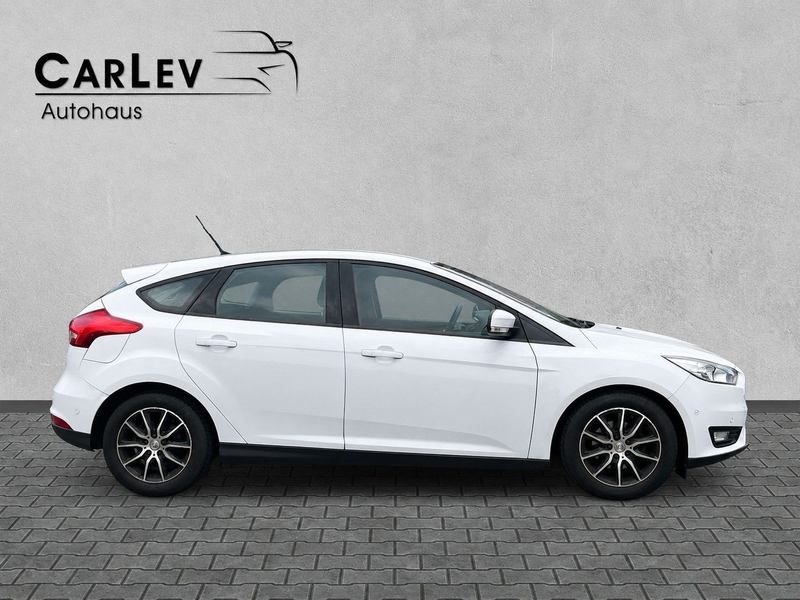 Ford Focus Lim. Business ZR Neu SHZ Tempomat AluF — photo 8