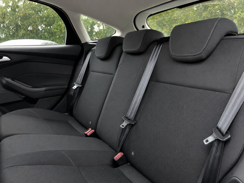 Ford Focus Lim. Business ZR Neu SHZ Tempomat AluF — photo 11