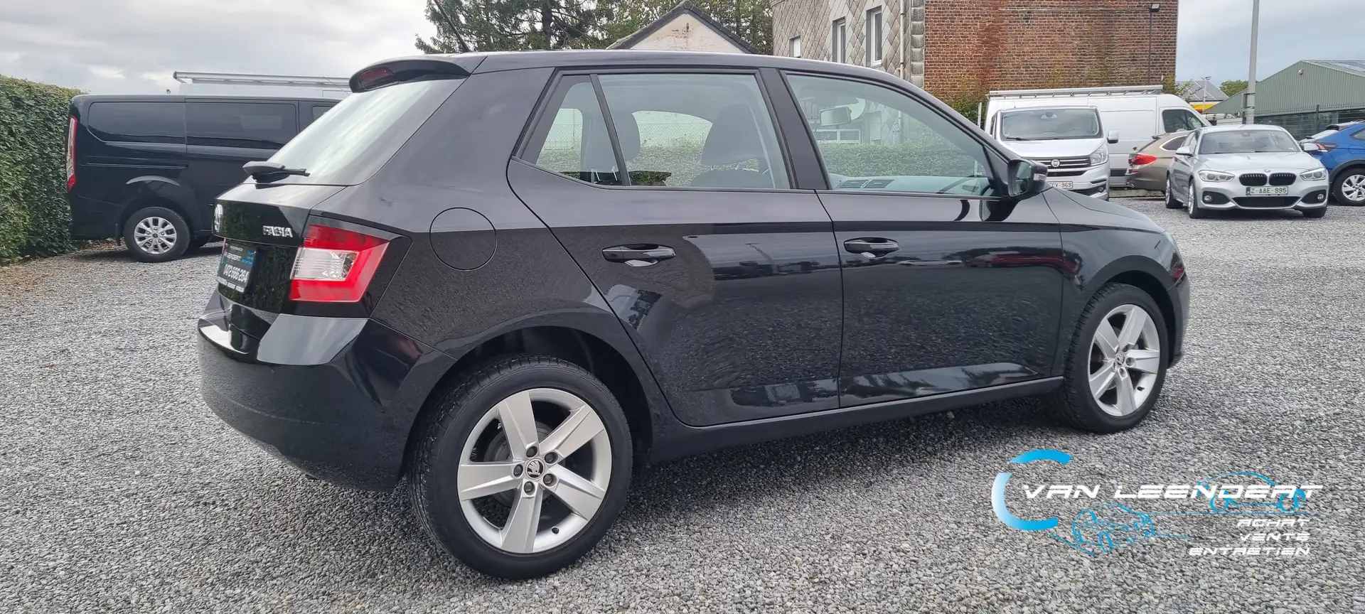 Skoda Fabia 1.0i cc. 3X disponible www.garagevanleendert . be Noir - 2