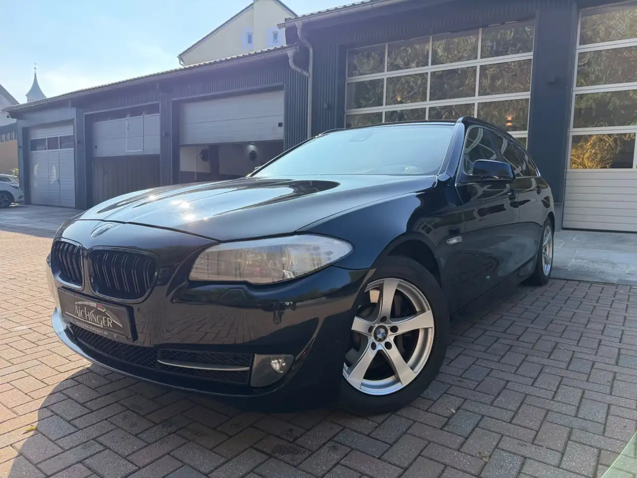 BMW 525