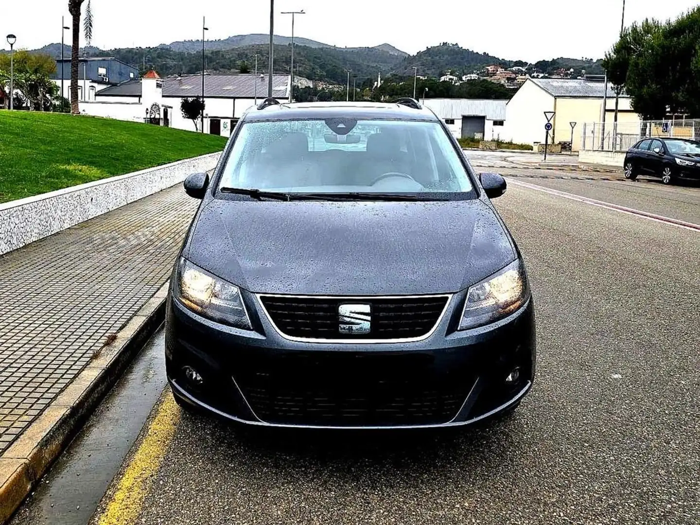 SEAT Alhambra 2.0 TDI 110kw 150ch Gris - 2