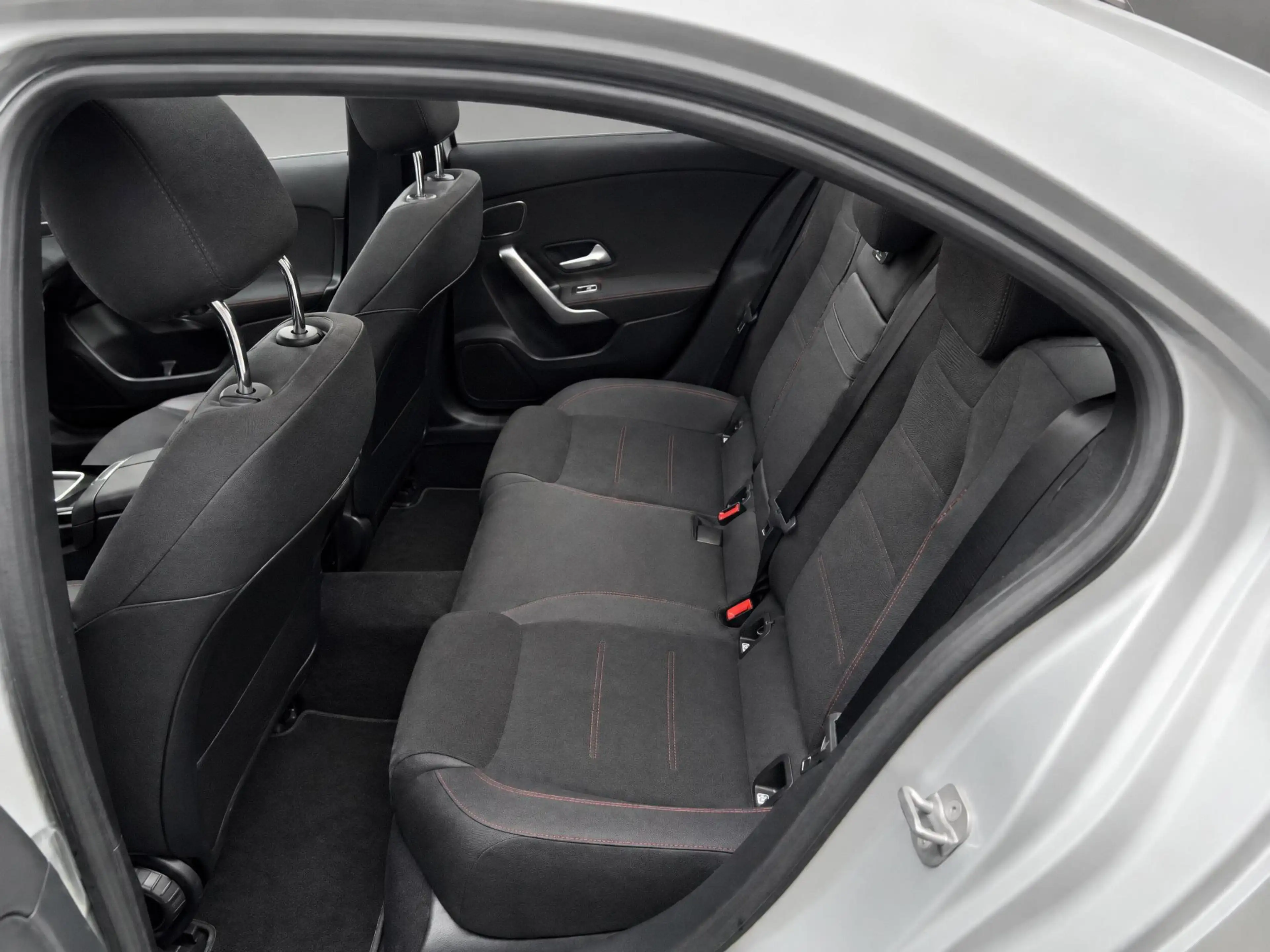 Mercedes-Benz A 180 AMG Line | Panoramadak | BURMESTER | — photo 8