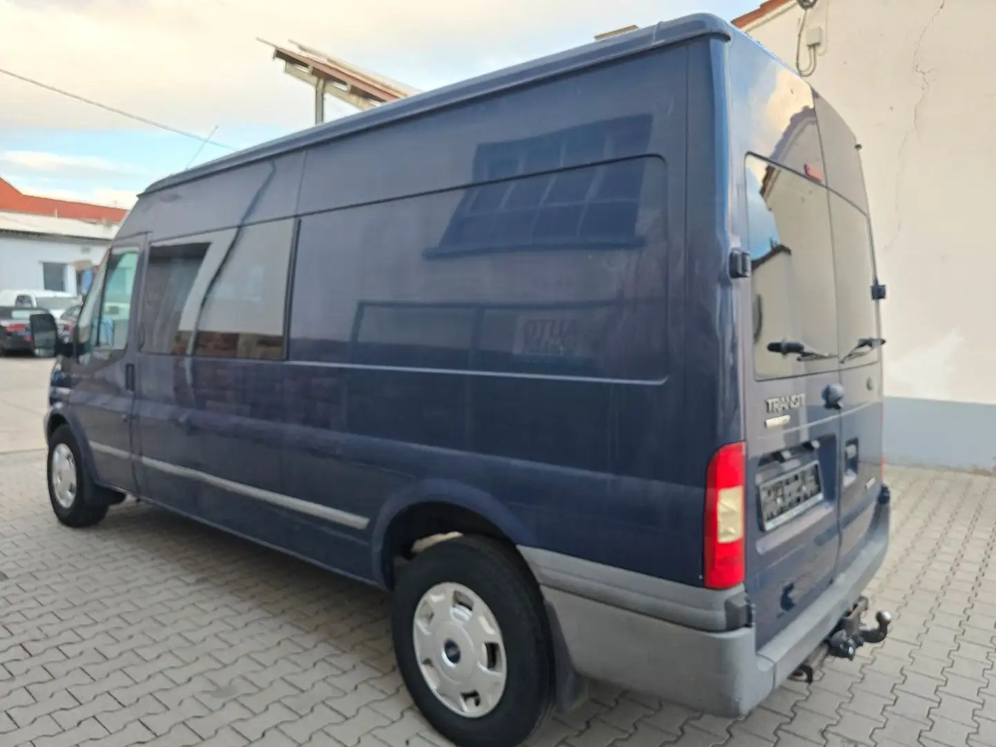 Ford Transit Kasten FT 350 L Trend LKW 6.Sitze 1.Hand Blau - 2