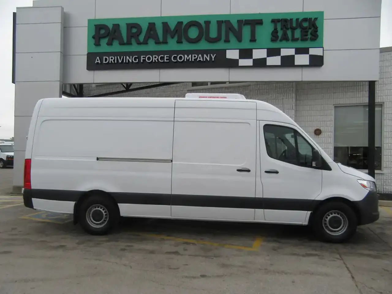 Mercedes-Benz Sprinter снимка Mercedes-Benz Sprinter