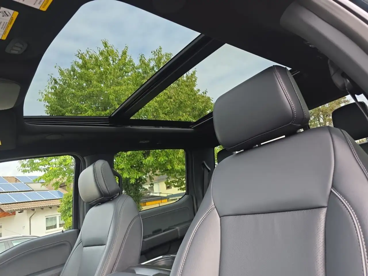 Ford F 150 V8 Black Edition Lariat MJ 2025 deutsche Ausführun 15