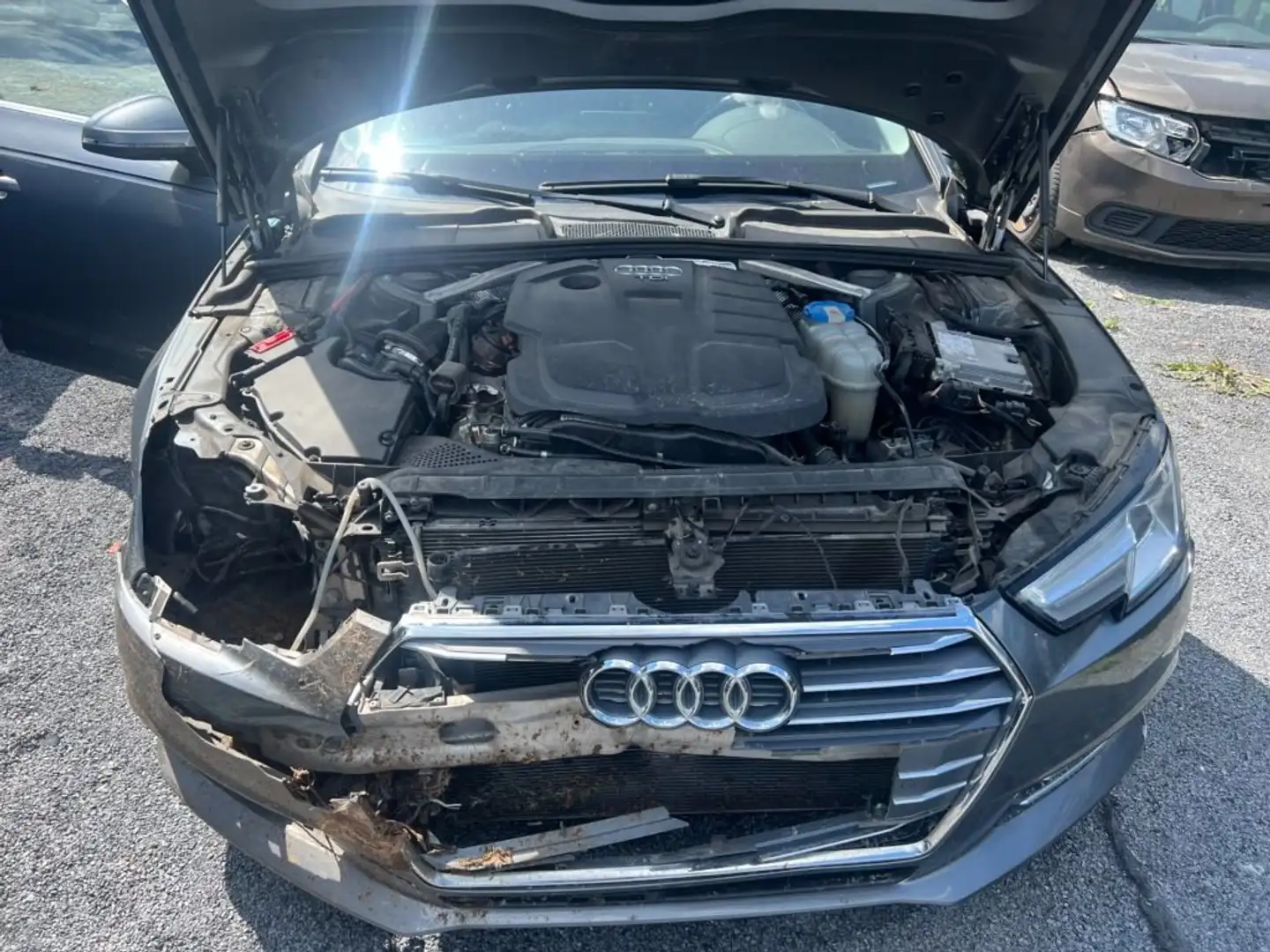 Audi A4 2.0 TDi Sport S tronic Gris - 2