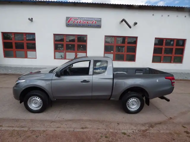 Mitsubishi L 200
