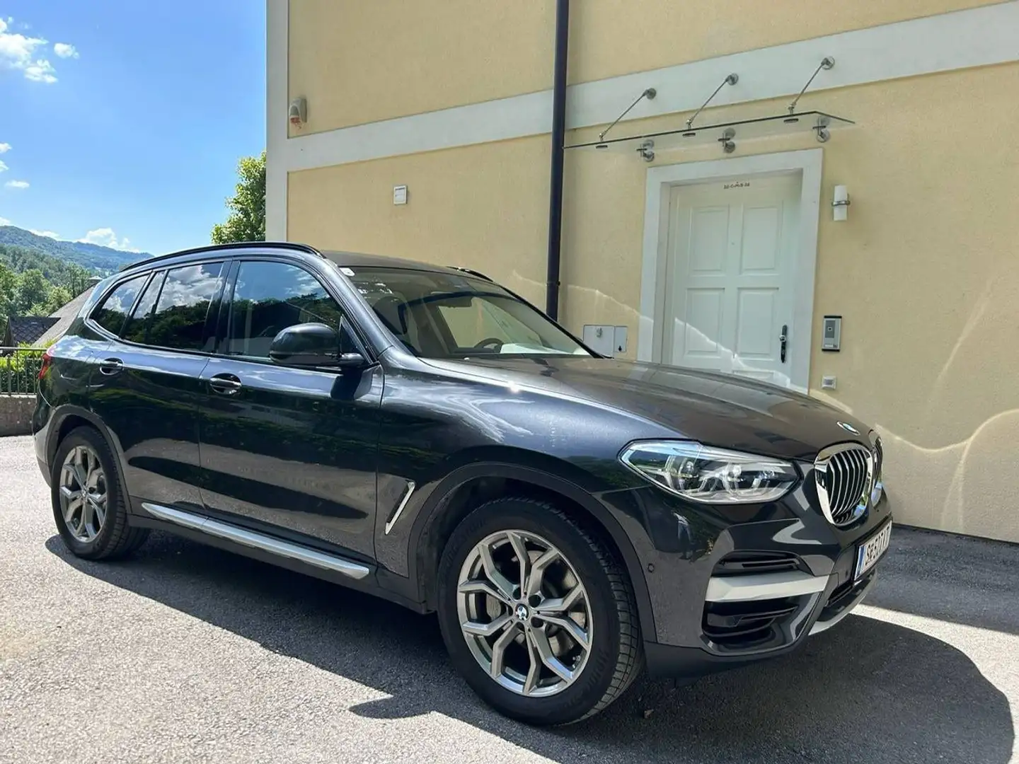 BMW X3 X3 xDrive30e PHEV Aut. AHK Vollleder BMW Rest-Garantie Grau - 1