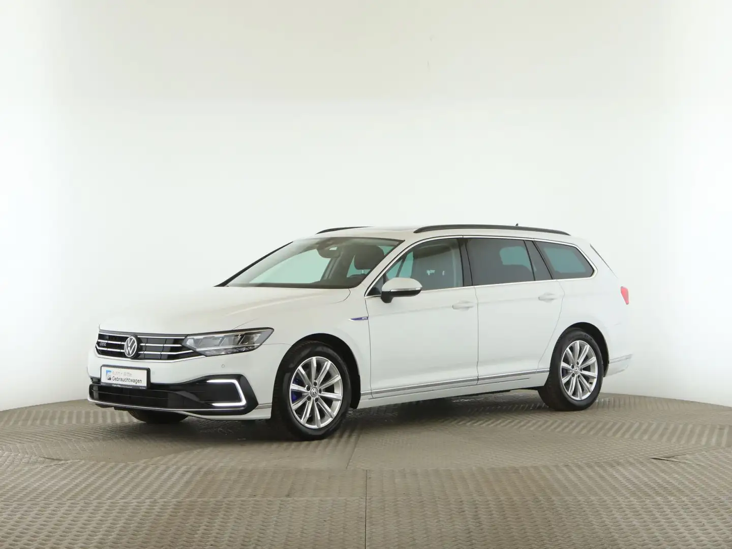 Volkswagen Passat Variant 1.4 TSIe GTE *Hybrid*Pano*LED*ACC Wit - 2