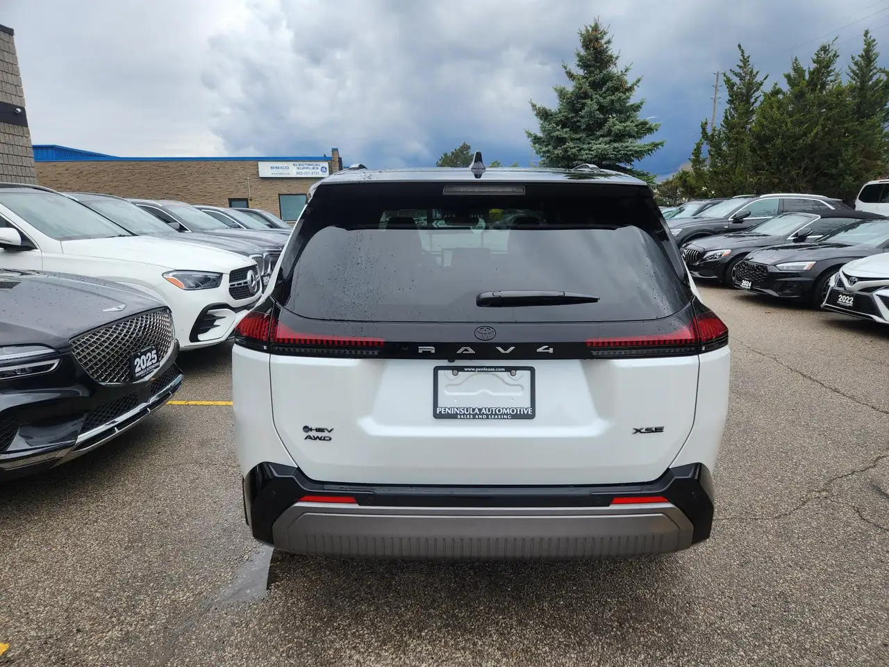 Toyota RAV 4 снимка Toyota RAV 4