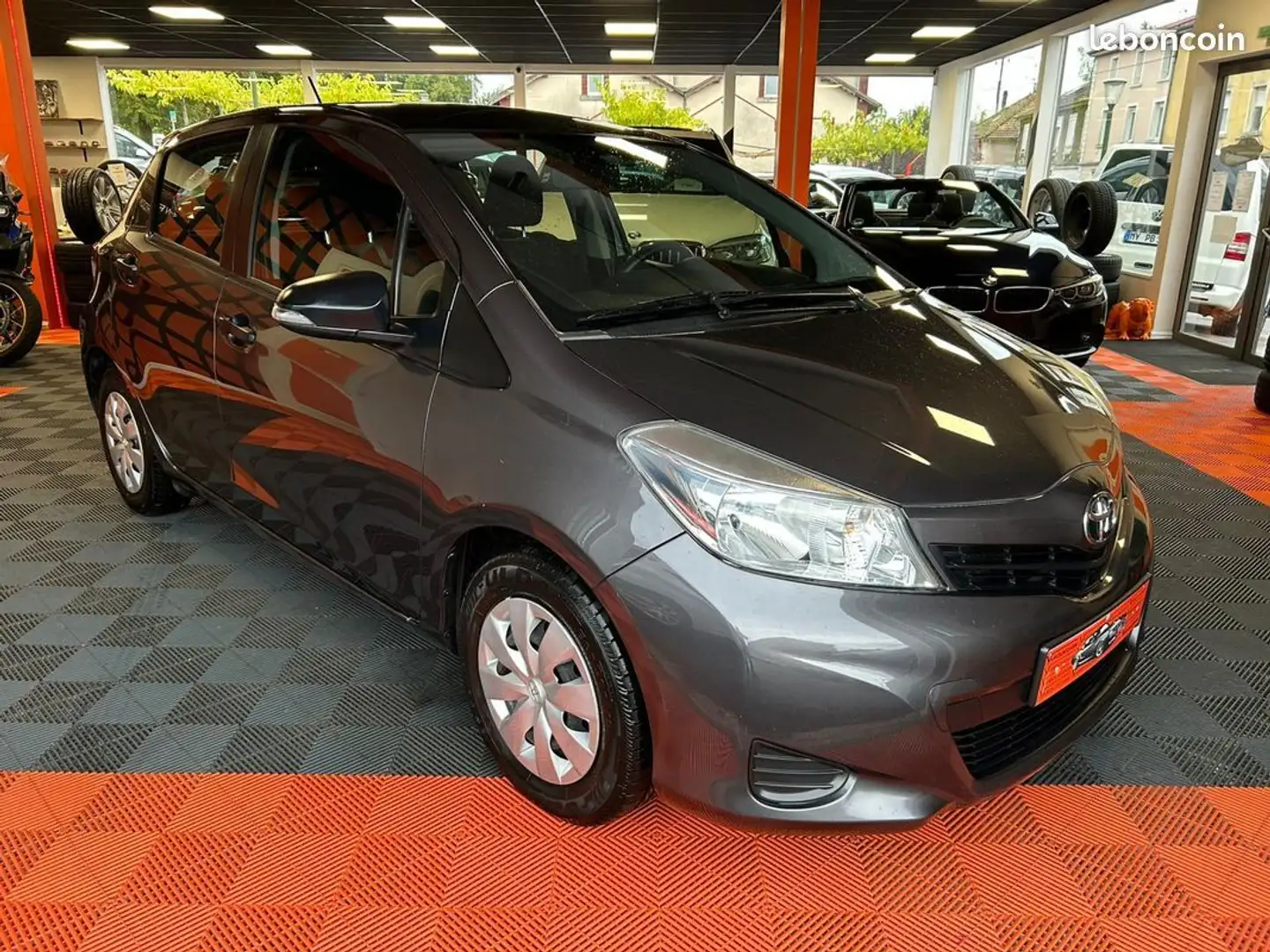 Toyota Yaris III PACK ACTIVE 1.4I 16V 90 cv - 1