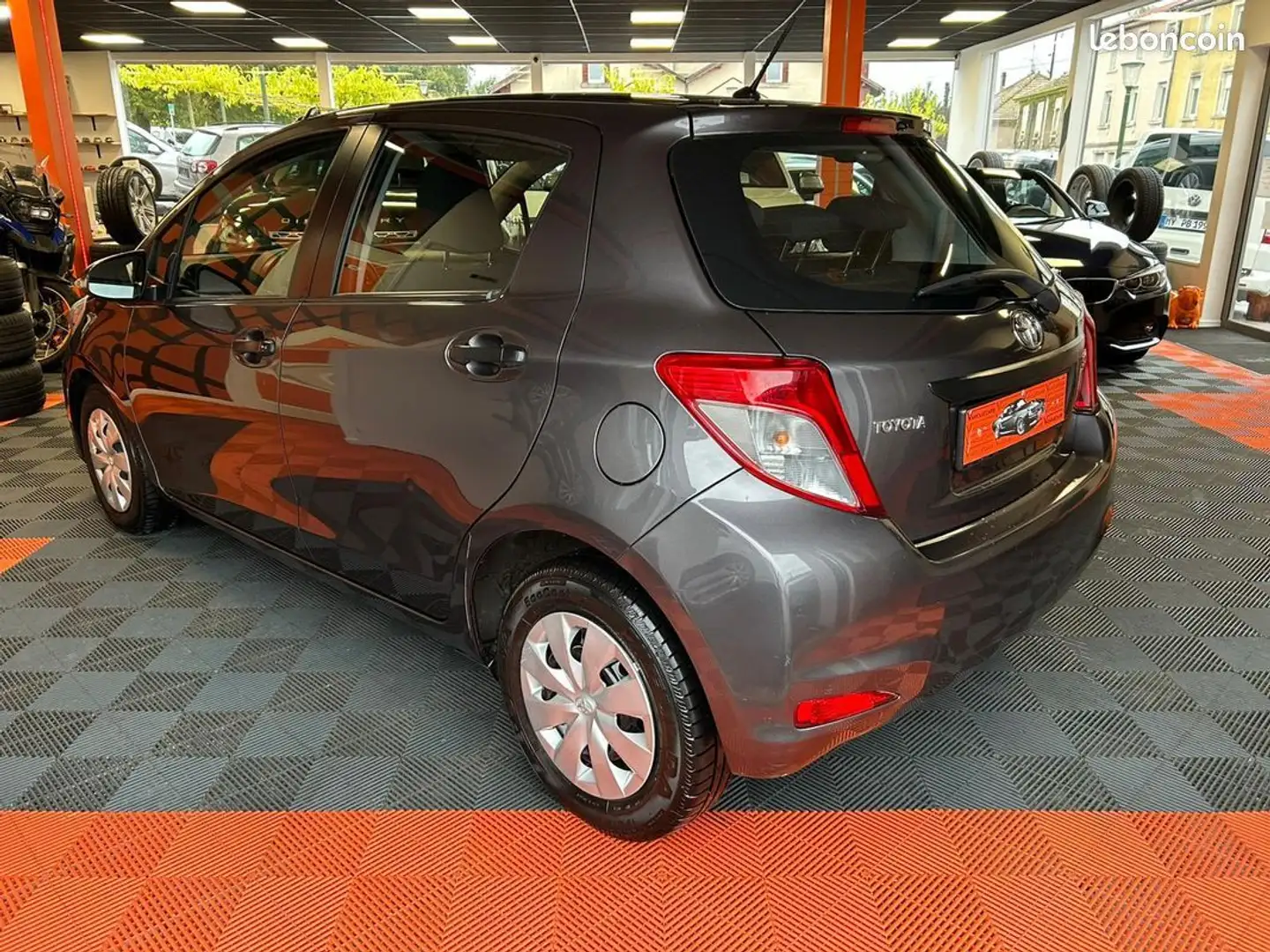 Toyota Yaris III PACK ACTIVE 1.4I 16V 90 cv - 2