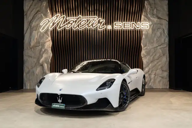 Maserati MC20