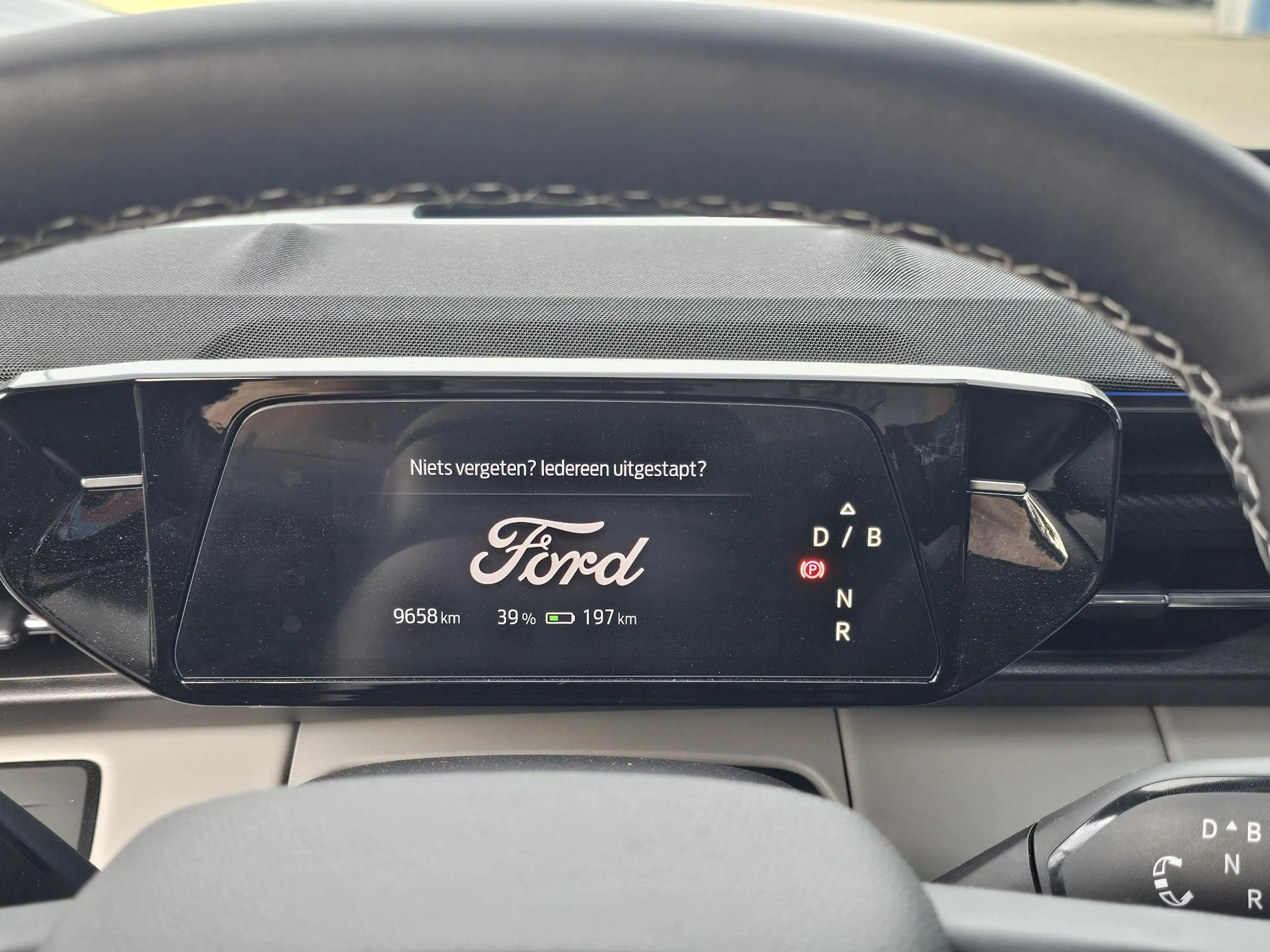 Ford Explorer Premium Extended Range AWD 77 kWh 340pk | Driver A — photo 14