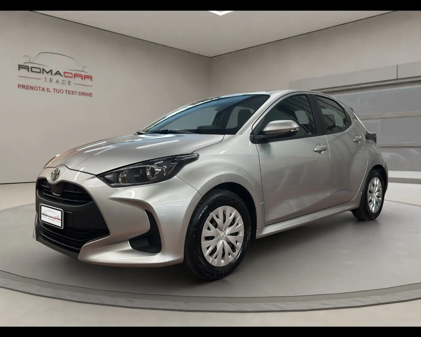 Toyota Yaris 4ª serie - Yaris 1.5 Hybrid 5 porte Active Argento - 2