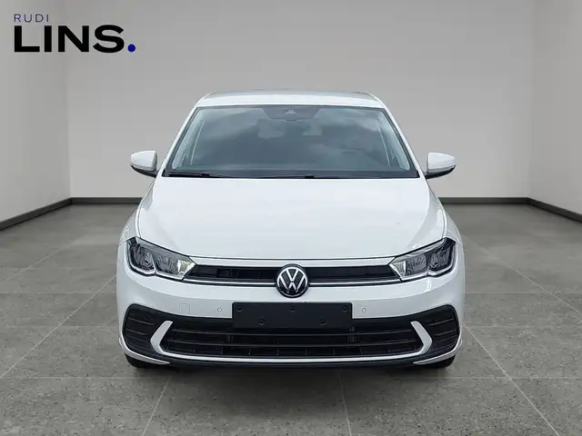 Volkswagen Polo view 8