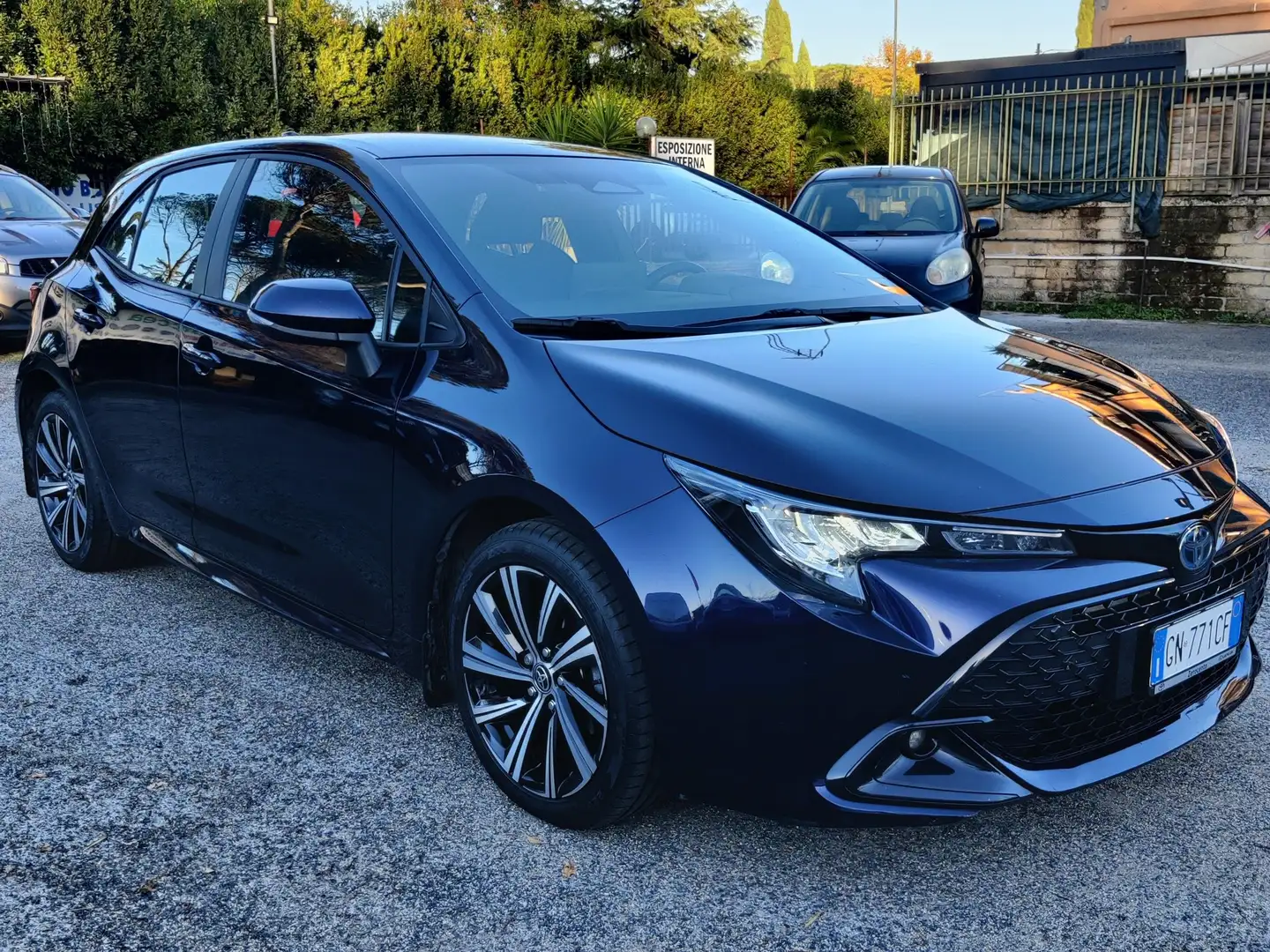 Toyota Corolla 1.8h STYLE e-cvt Blu/Azzurro - 1