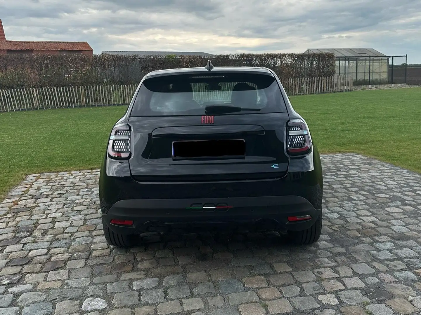 Fiat 600 600e Red Noir - 2