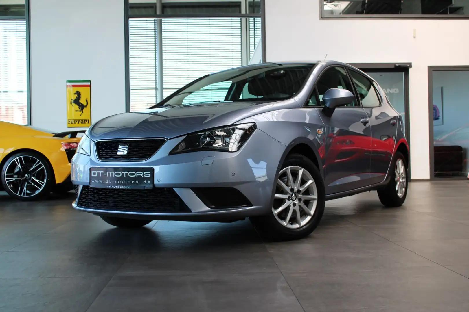 SEAT Ibiza IBIZA 1.0 TSI DSG *STYLE* NAVI/PDC/5-TÜREN/ALU`S Gris - 1