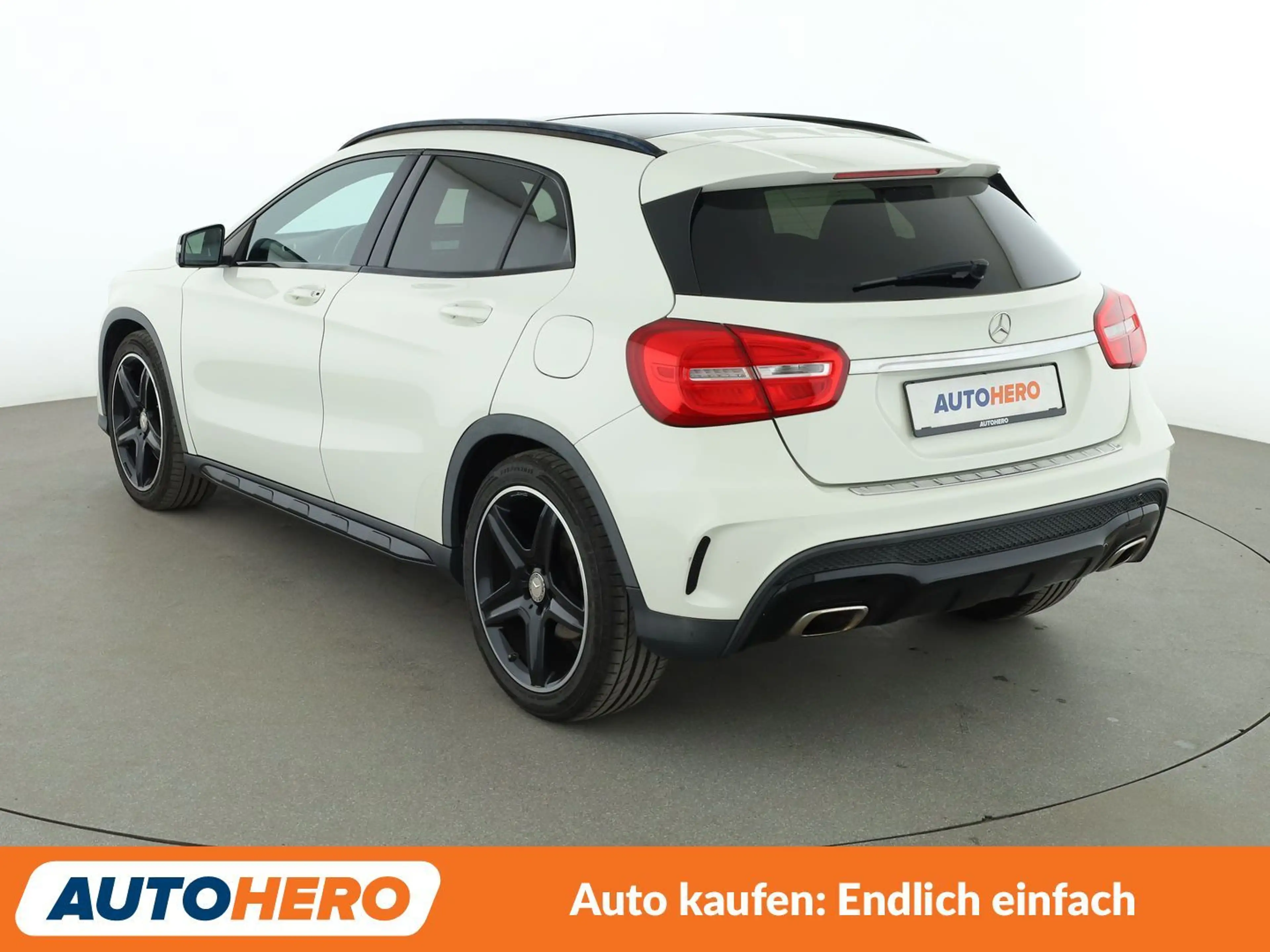 Mercedes-Benz GLA 250 AMG Line Aut.*XENON*NAVI*TEMPO*CAM*PDC*SHZ*KLIMA* — photo 4