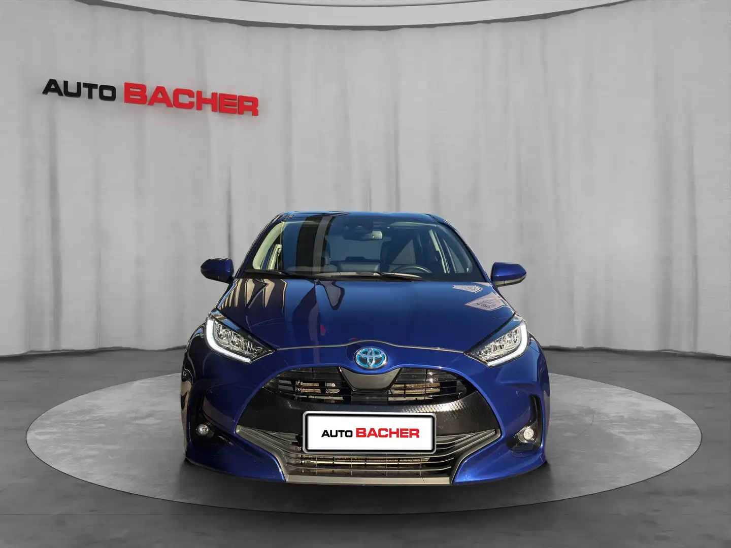Toyota Yaris 1,5 Hybrid Design Blau - 2