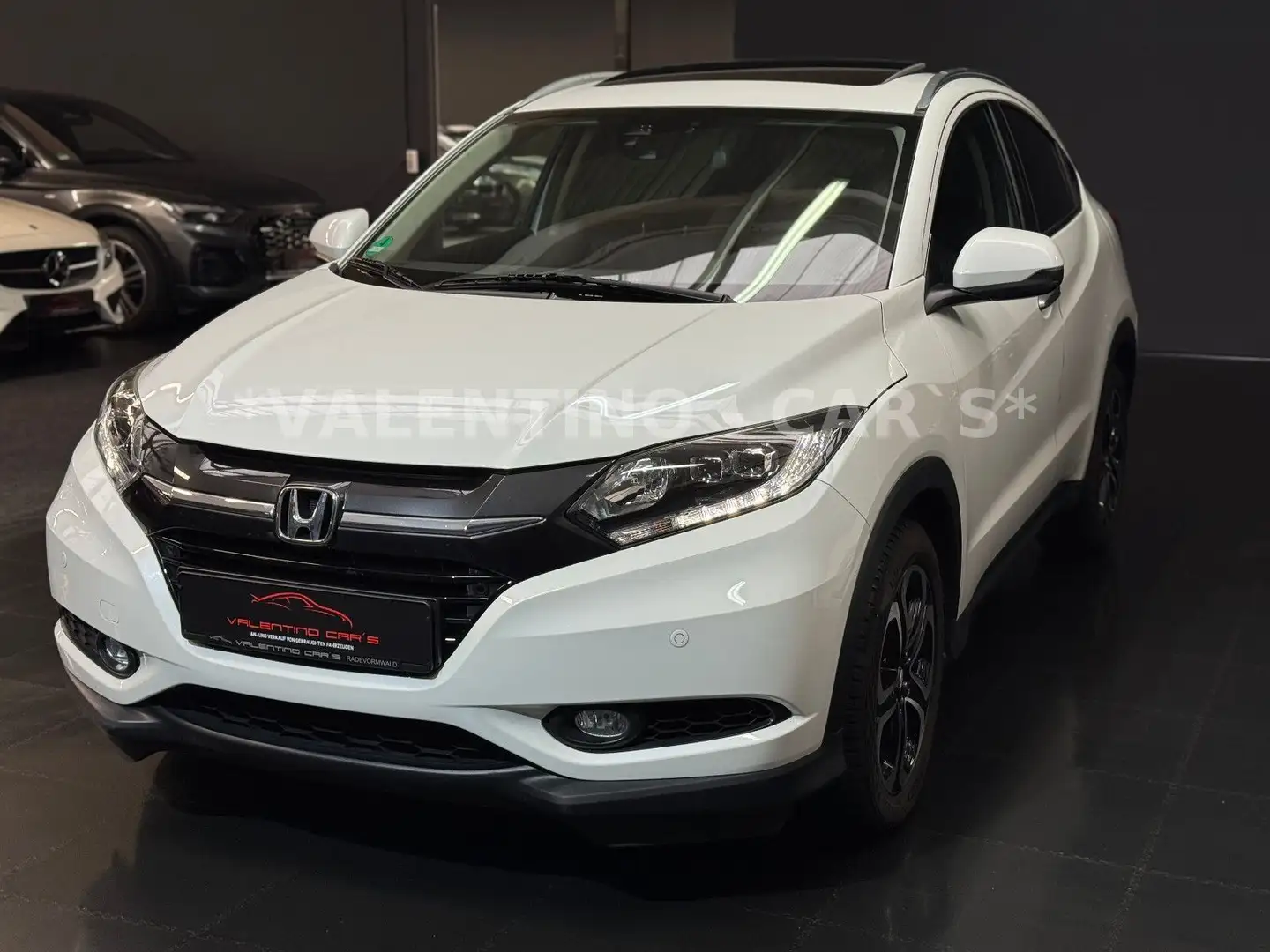 Honda HR-V Executive Navi/Pano/Kamera/Shz/Temp/Keyless Weiß - 2