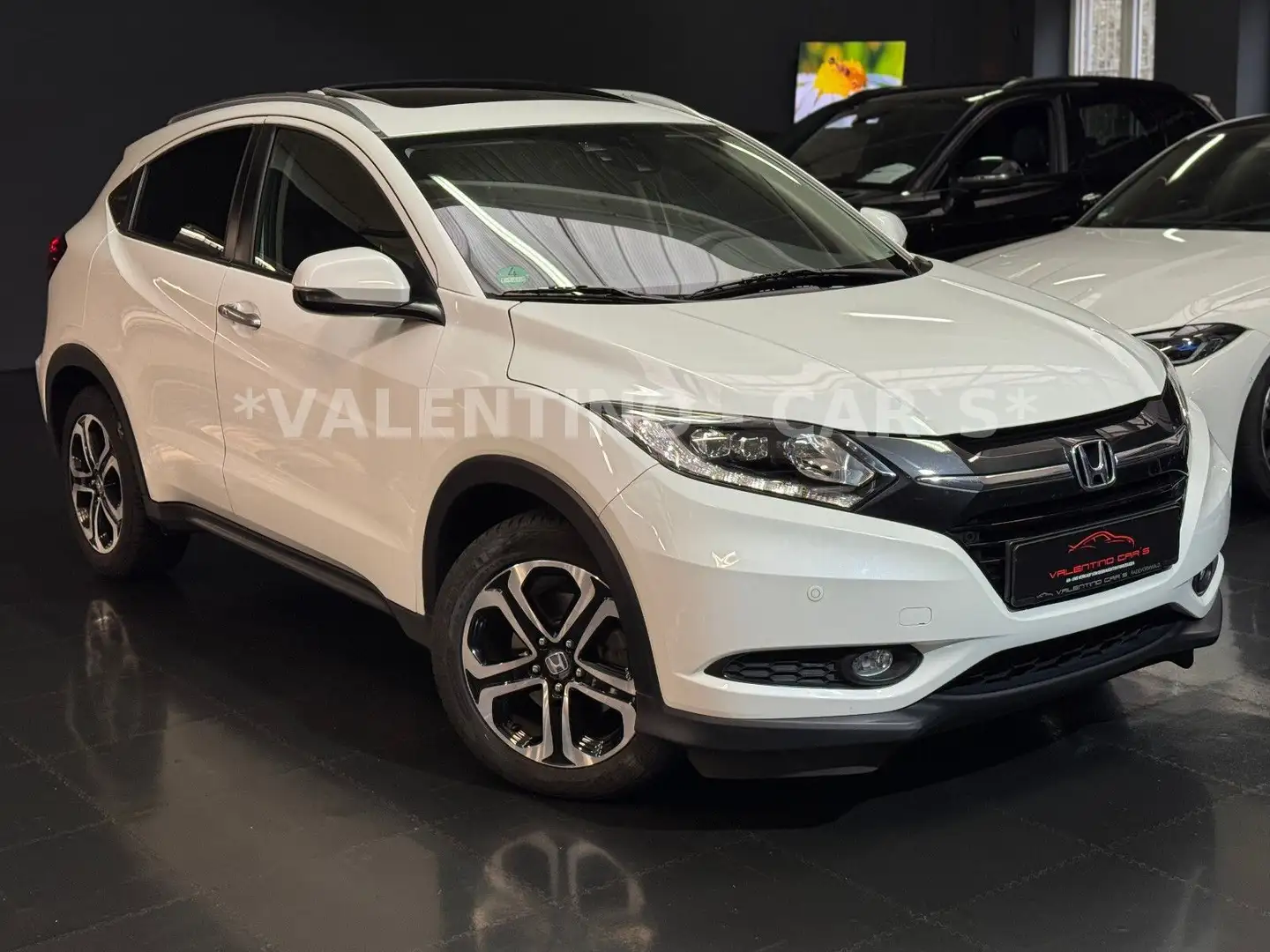 Honda HR-V Executive Navi/Pano/Kamera/Shz/Temp/Keyless Weiß - 1
