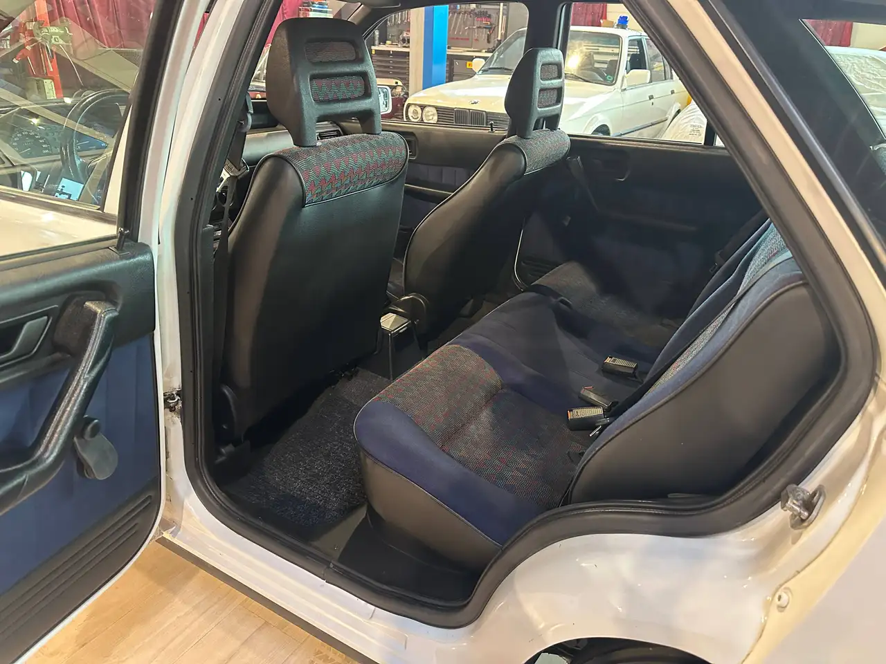 Fiat Tipo 1.6 i.e. Mania aus 1 Hand TOP Oldtimer, foto 11