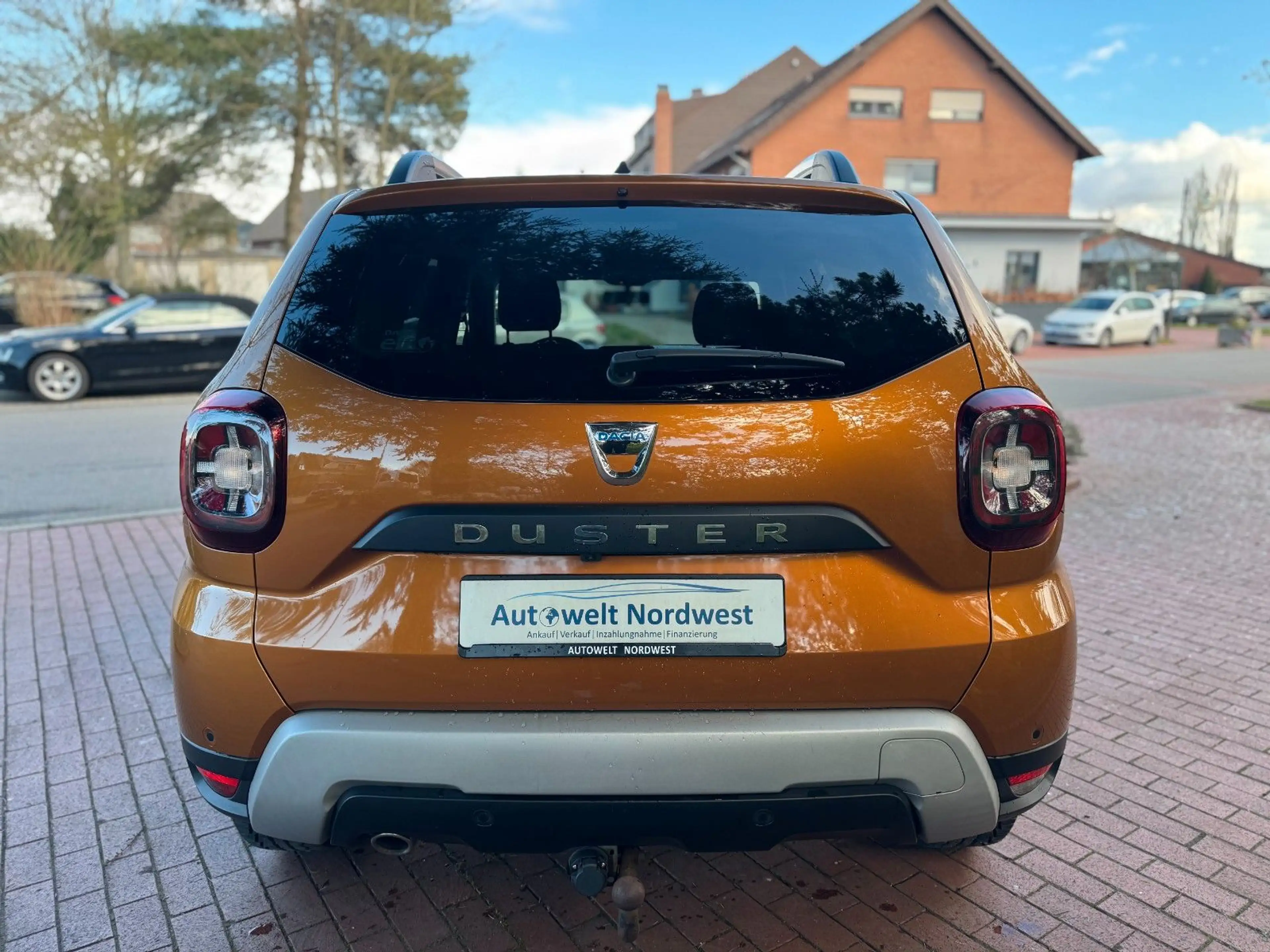 Dacia Duster II Prestige|LED|AHK|Kam|Navi|Apple/And! — photo 5