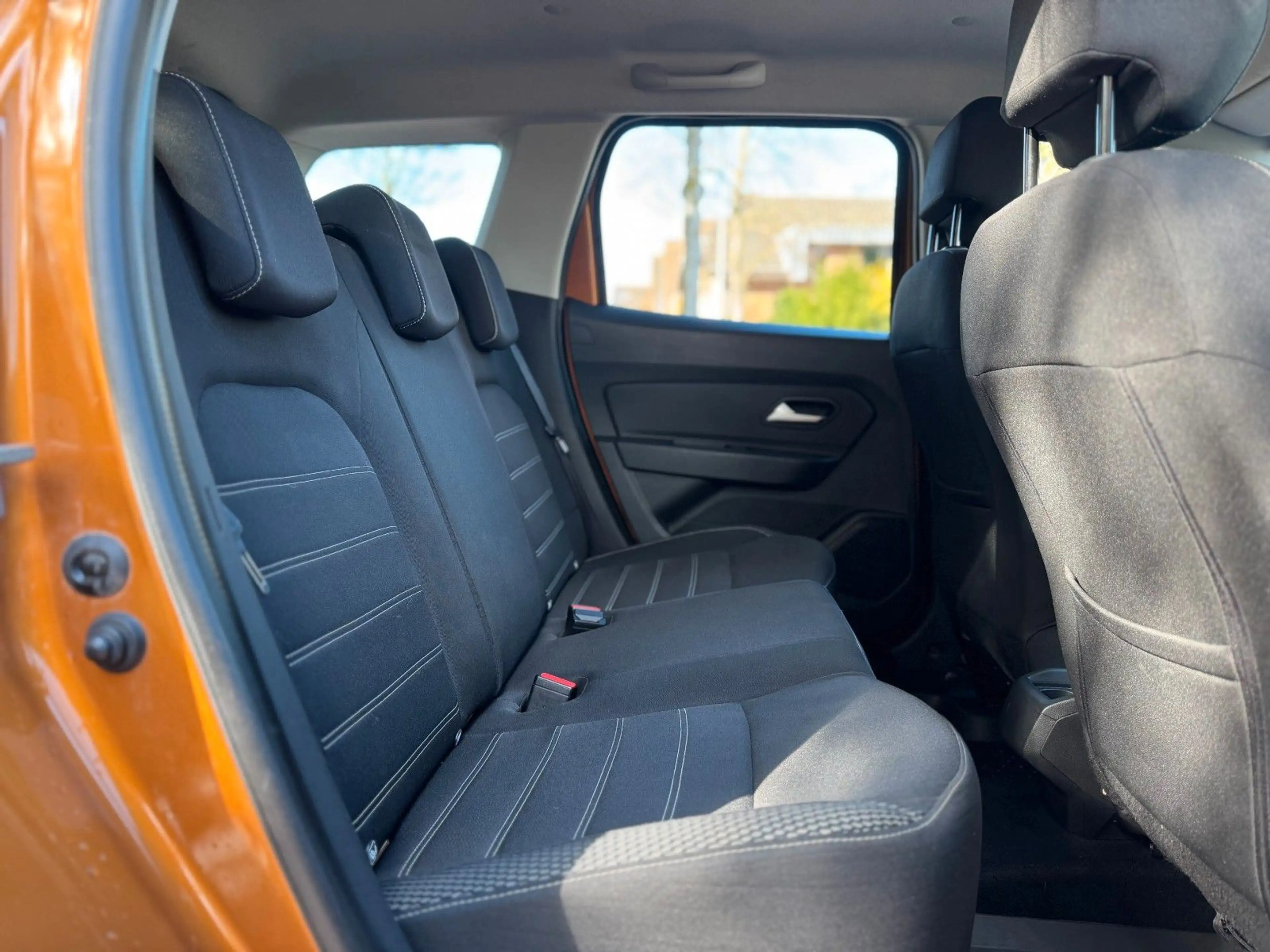 Dacia Duster II Prestige|LED|AHK|Kam|Navi|Apple/And! — photo 13