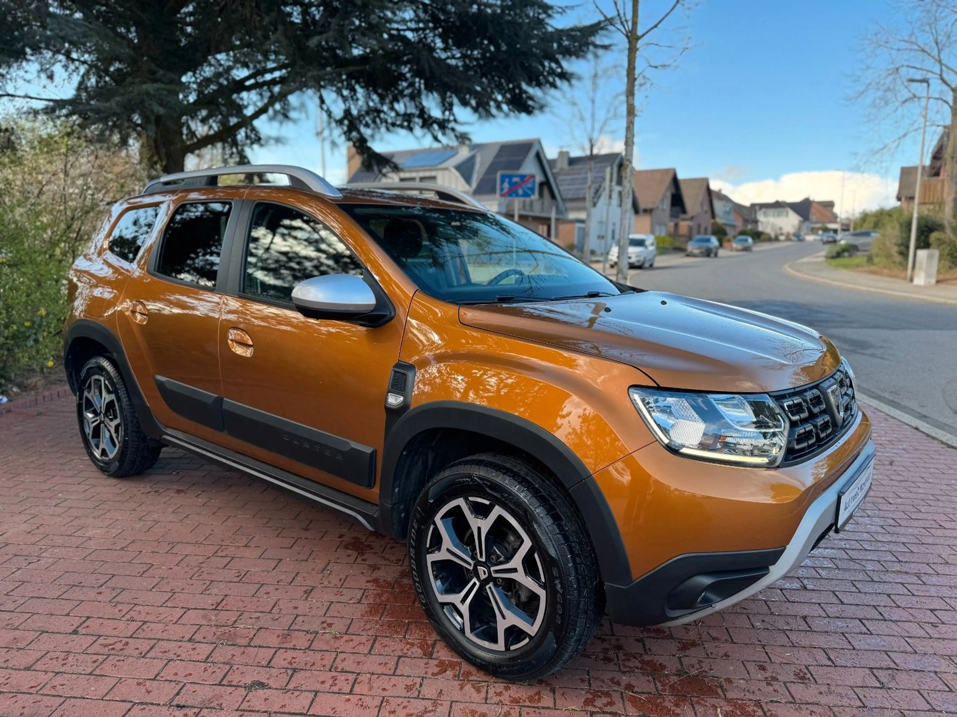 Dacia Duster II Prestige|LED|AHK|Kam|Navi|Apple/And! — photo 10